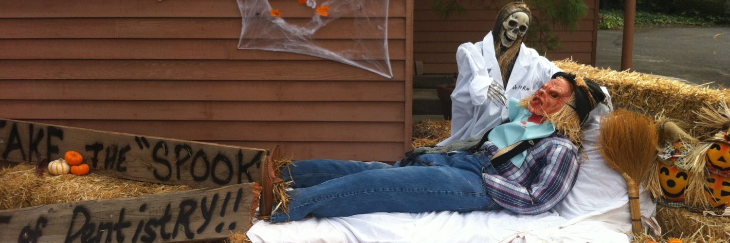 What do scarecrows symbolize in Halloween?