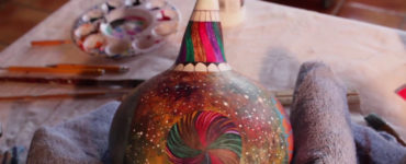 What is the best paint to use on gourds?