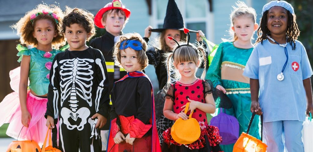 What were the top 3 Halloween costumes for children in 2017?
