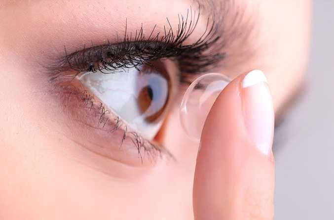 When should you not wear contacts?